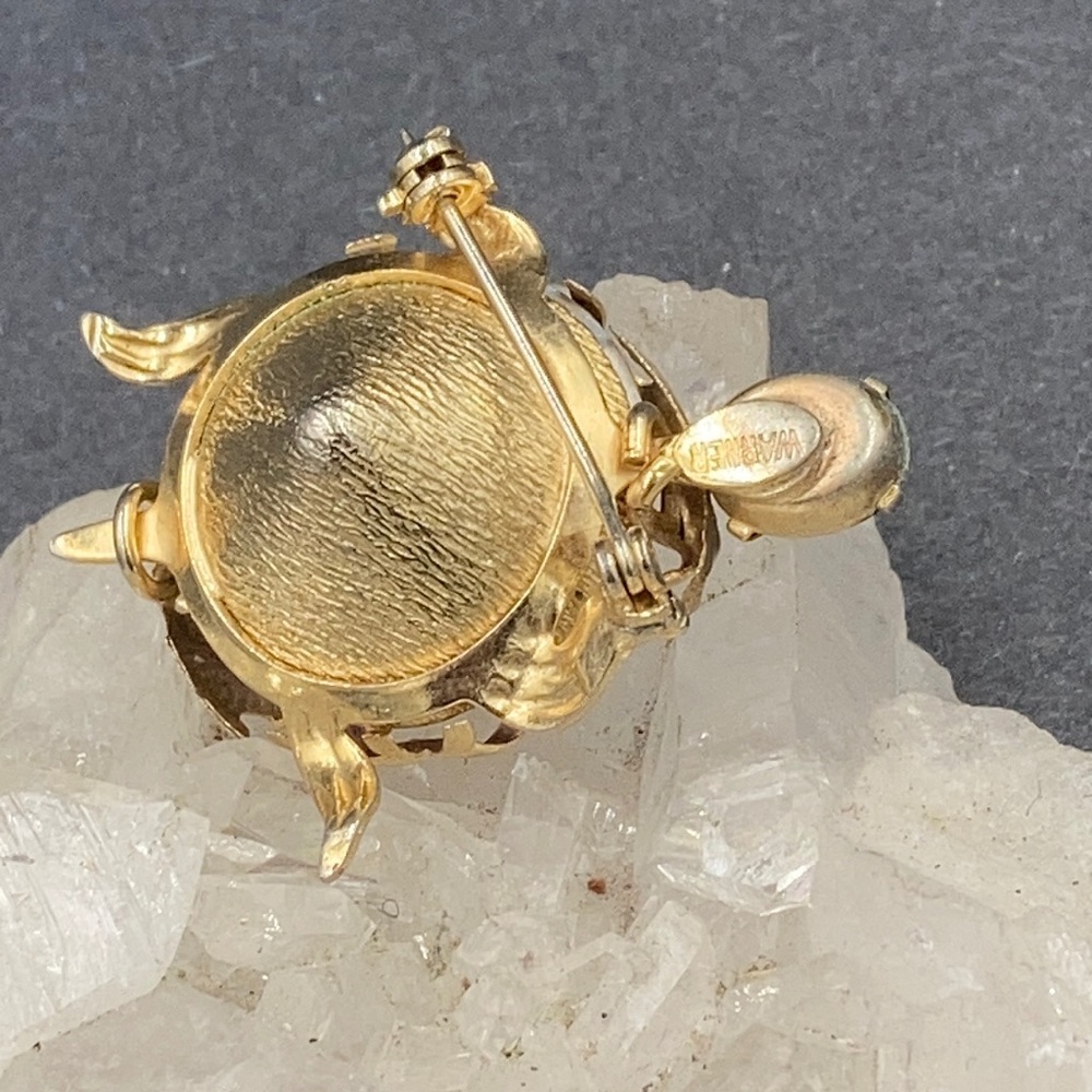 Signed Warner Red AB Rhinestone Turtle Brooch - Picture 5 of 6